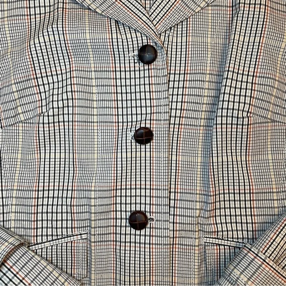 Isaac Mizrahi Brown Windowpane Plaid Blazer Target faux leather buttons. Size M - Picture 15 of 16